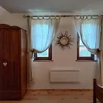 Sara-haza Apartament *