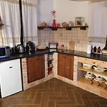 Sara-haza * Gagyapáti