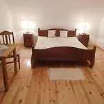 Apartament Sara-haza Gagyapáti