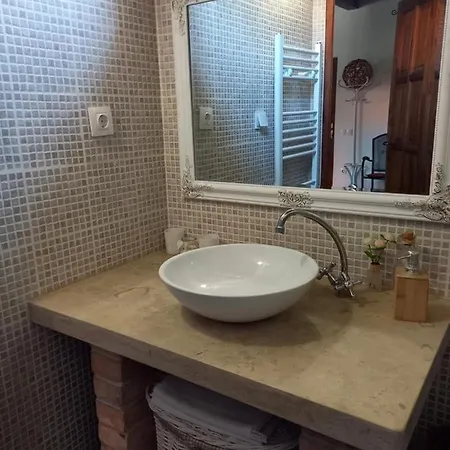 Sára-háza Apartman *