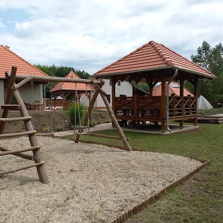 Apartman Sára-háza
