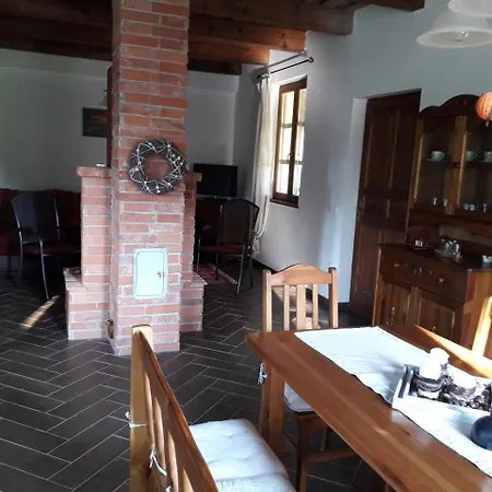 Apartment Sara-haza